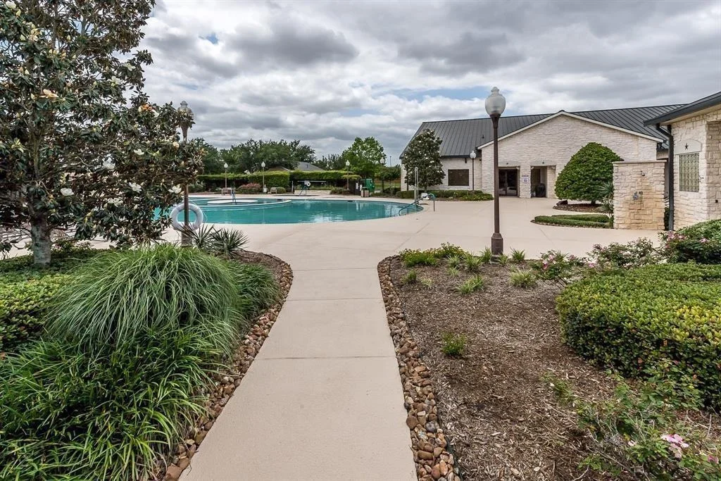 Photo of 5319 Juniper Terrace Lane