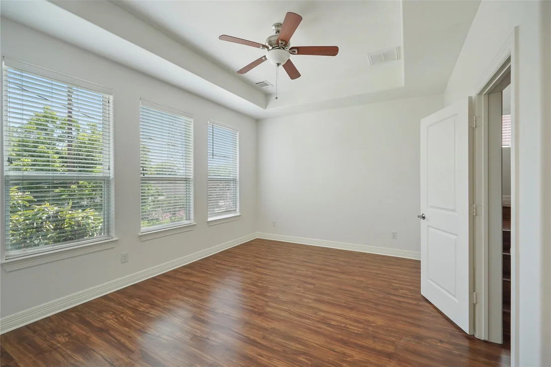Photo of 724 Link Road
