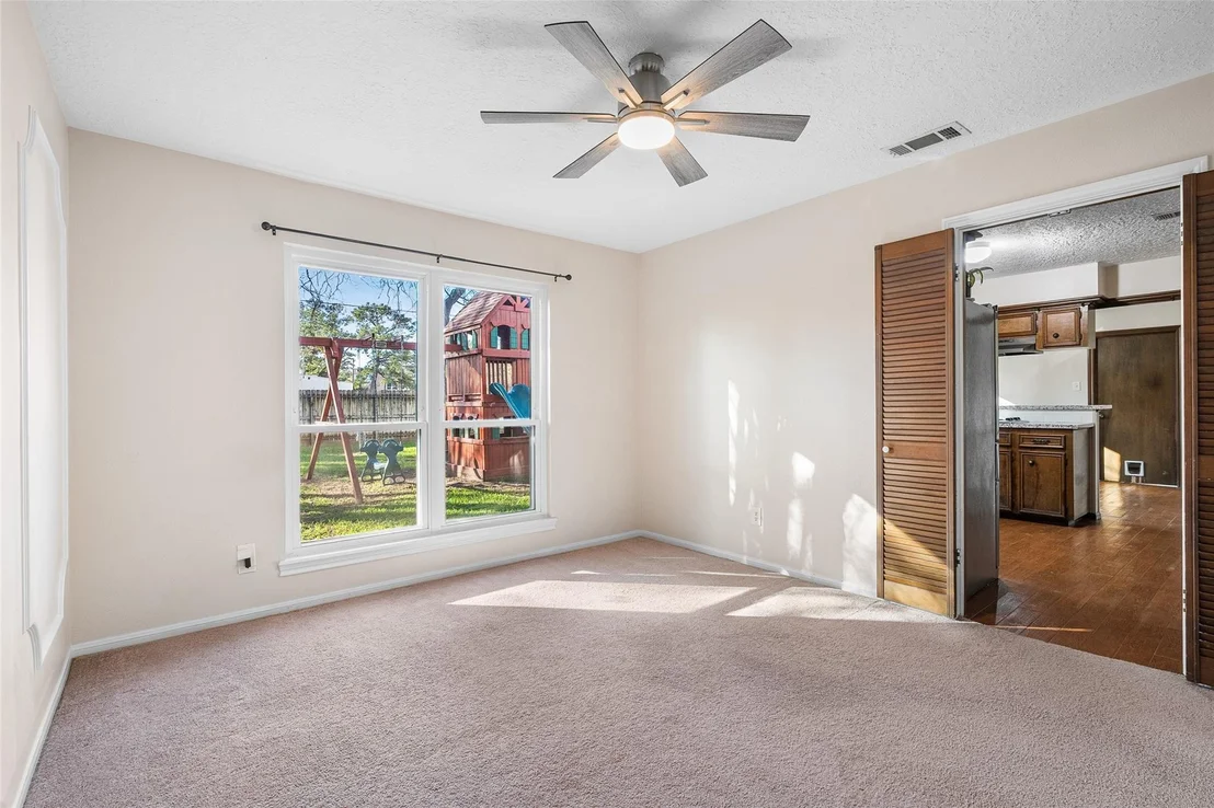 Photo of 723 Shadowbrook Drive