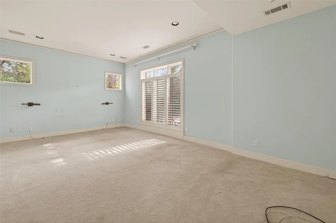 Photo of 315 Sugarberry Circle