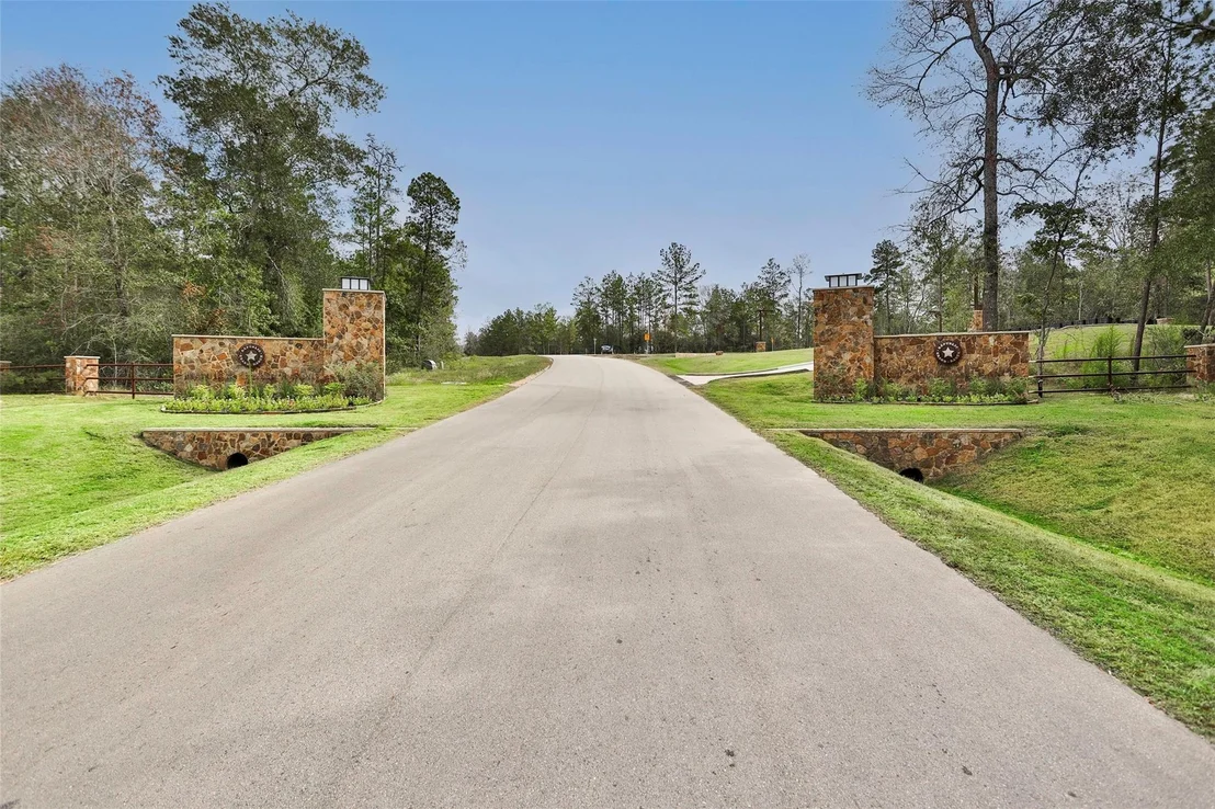Photo of 15409 Forest Grove Drive