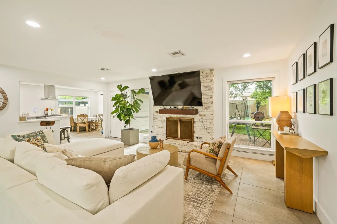 Photo of 2102 Teague Road