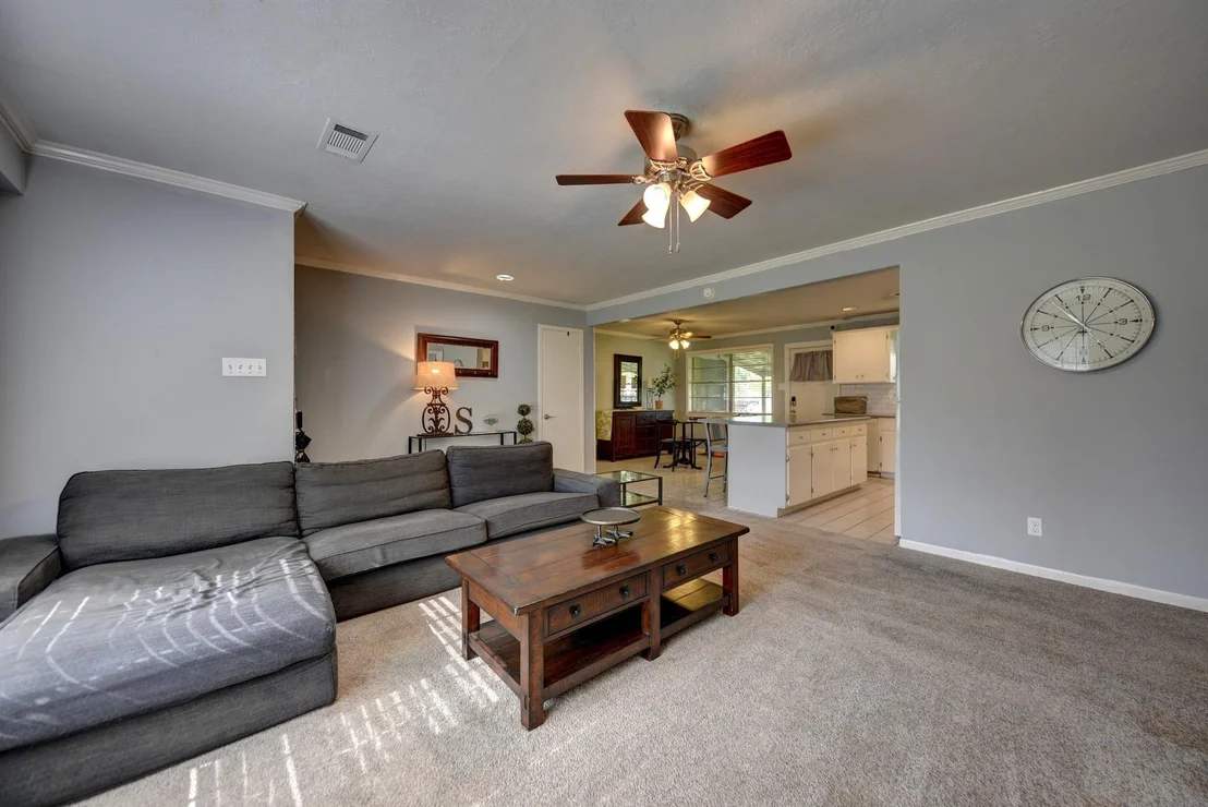 Photo of 204 Meadow Lane