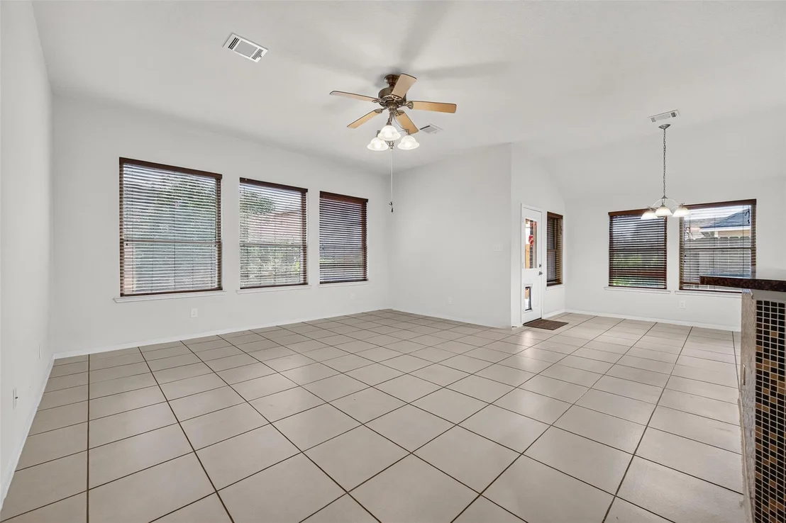Photo of 15734 Bannowsky Lane