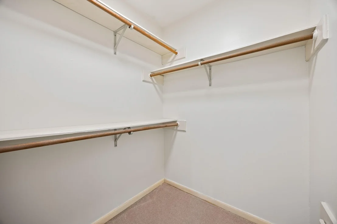 Photo of 12106 Oakcroft Drive