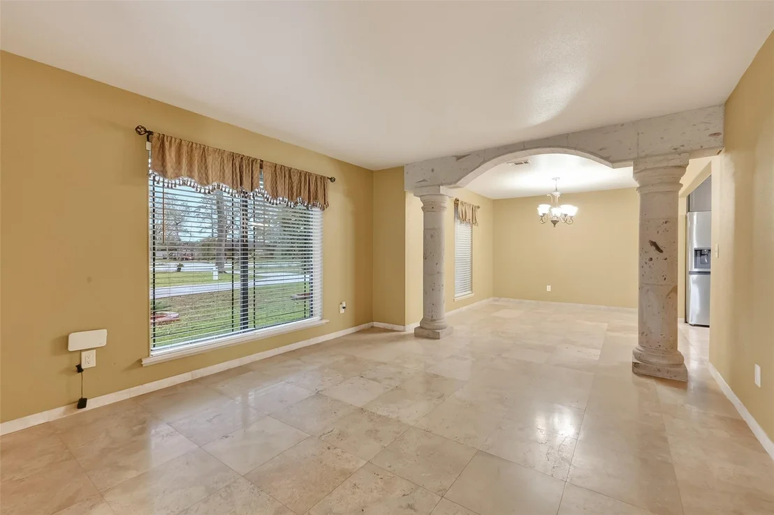 Photo of 1011 Chateau Woods Parkway Drive