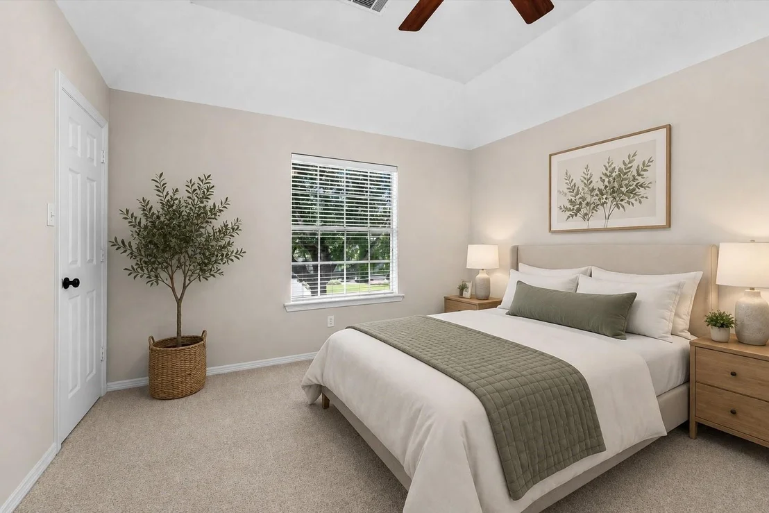 Photo of 15206 Hilltop View Drive