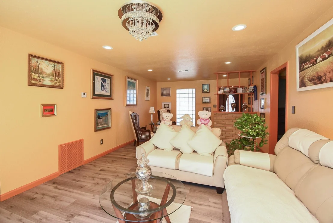 Photo of 906 Corydon Drive