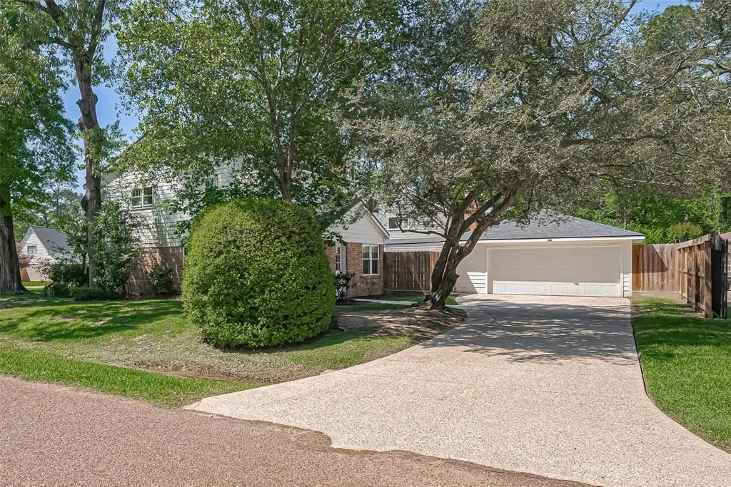 Photo of 565 Landfall Lane