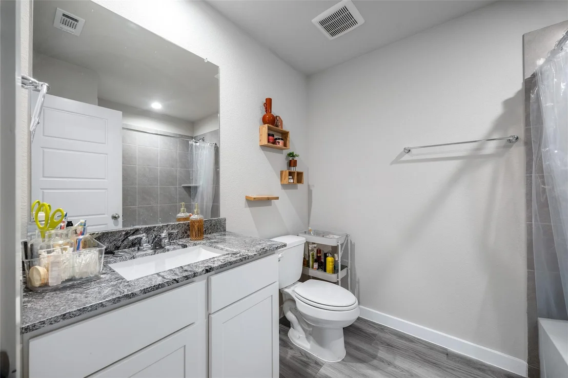 Photo of 115 Alder Loop