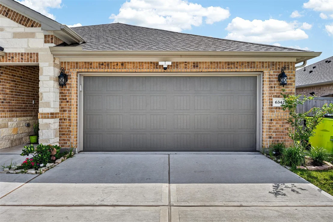 Photo of 6342 Buffalo Bend Lane
