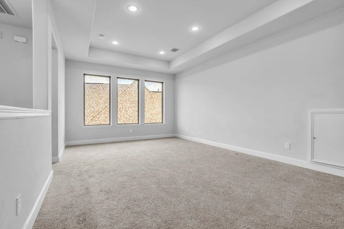 Photo of 8702 Harbor Pines Drive
