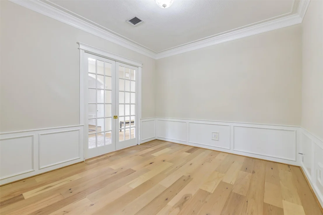 Photo of 11 Cypress Lake Place