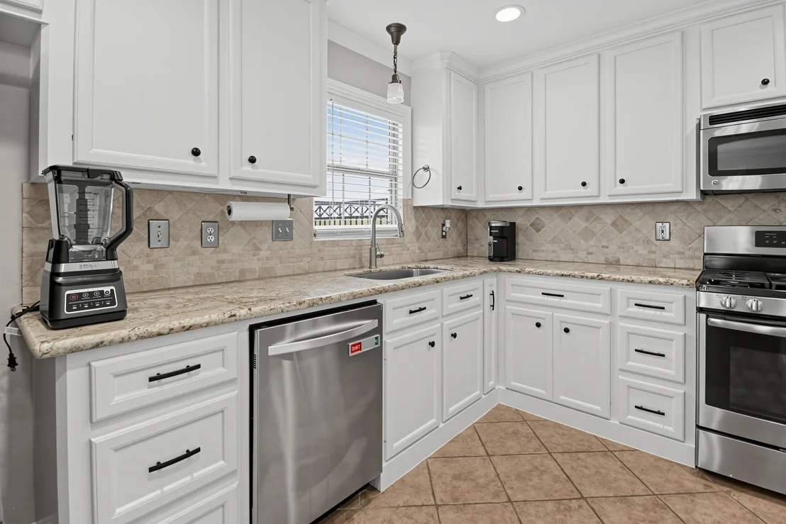 Photo of 1111 Timbergrove Lane