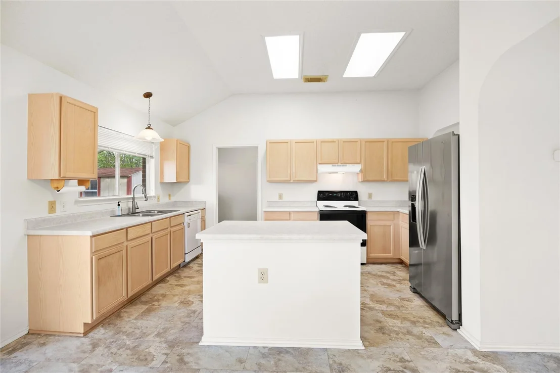 Photo of 331 Stone Point