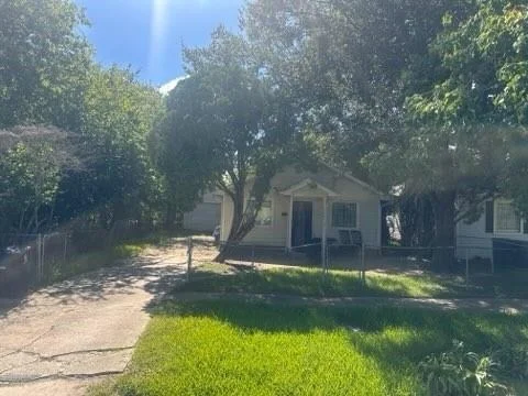 Photo of 7247 Saint Augustine Street