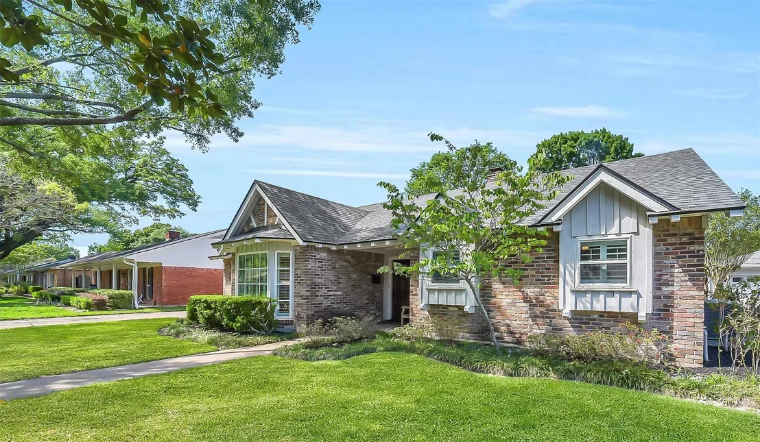 Photo of 10026 Overbrook Lane