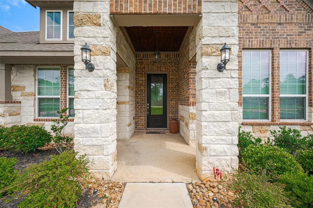 Photo of 21191 Hidden Bend Loop