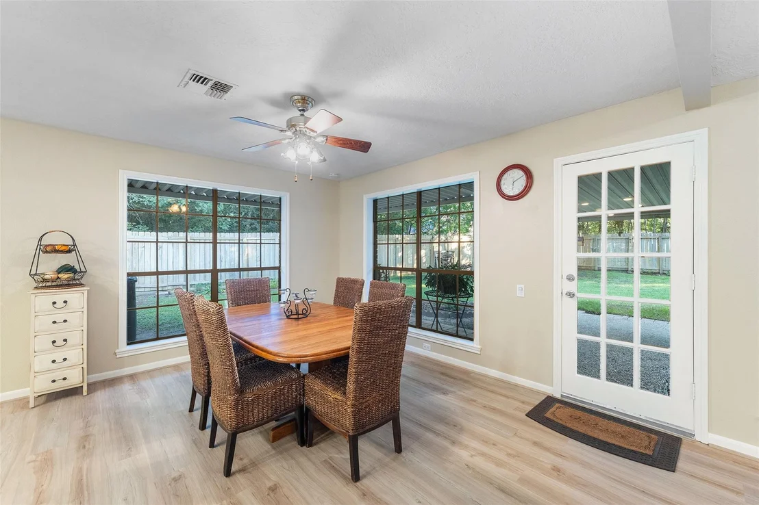Photo of 12155 Hawthorne Drive