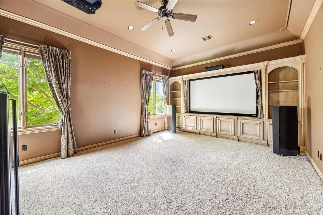 Photo of 5303 Longmont Drive
