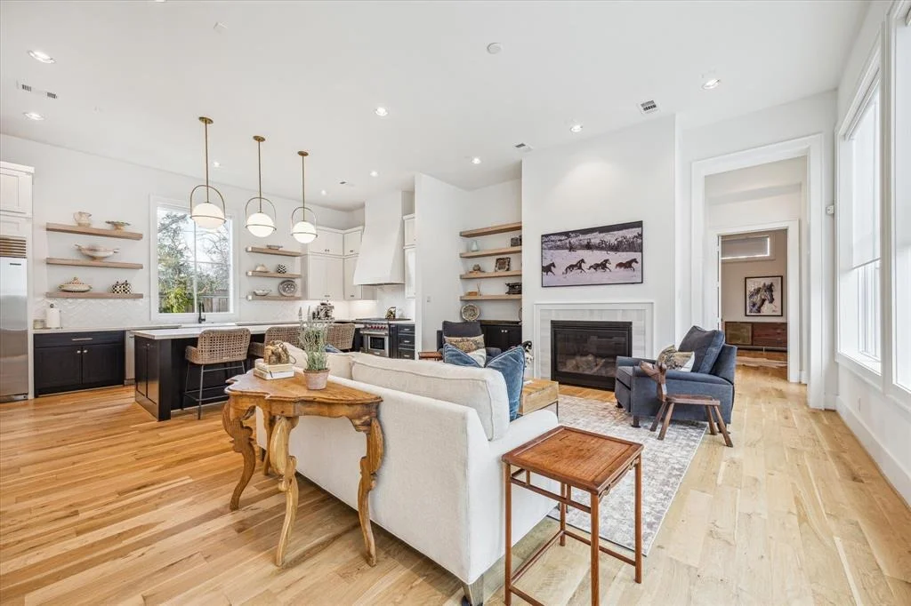 Photo of 307 Aurora Street
