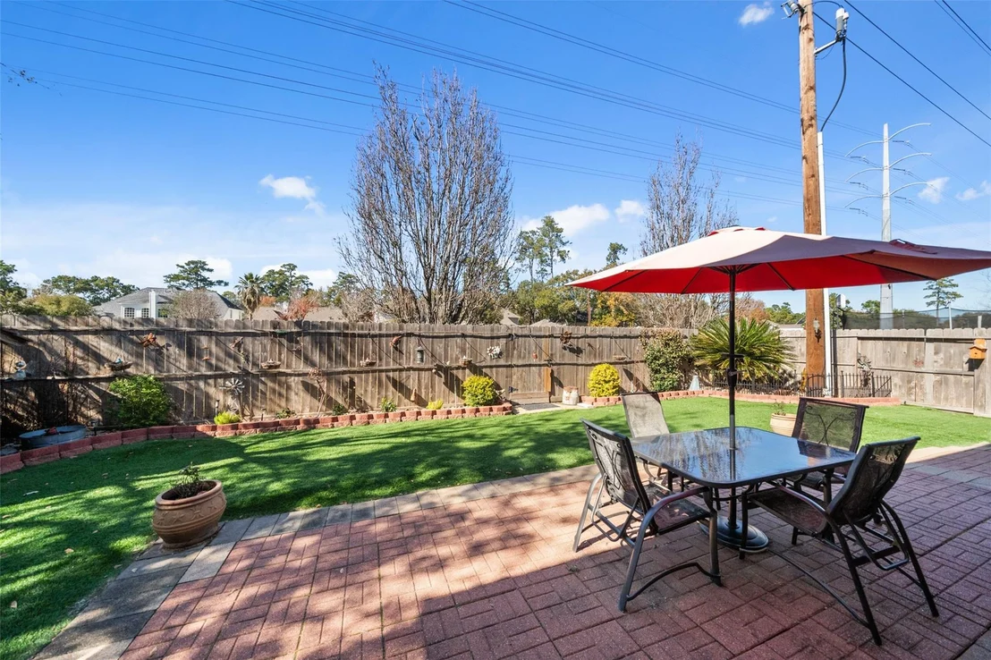Photo of 15911 Hermitage Oaks Drive