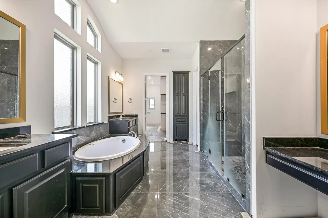 Photo of 4902 Grapevine Lane