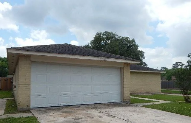 Photo of 6402 Brookgate Drive