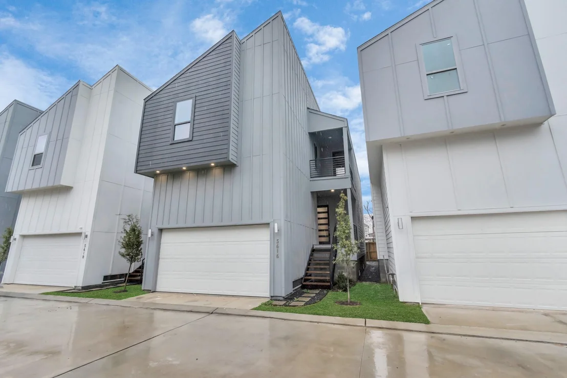 Photo of 5616 Savyon Drive