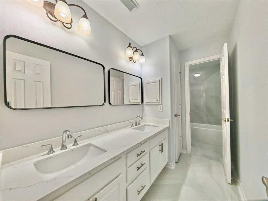 Photo of 5030 Shadow Breeze Lane