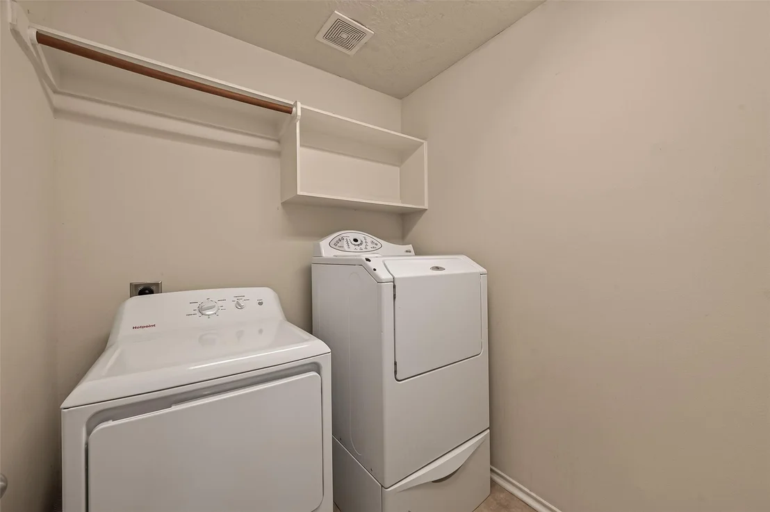 Photo of 5006 Juniper Walk Lane