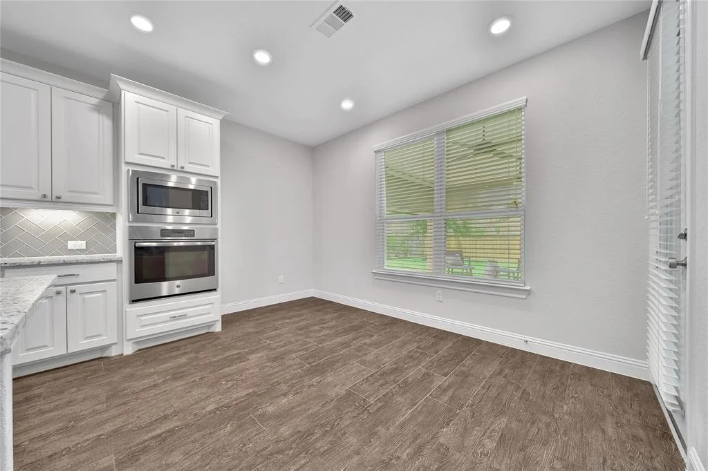 Photo of 19 N Wheatleigh Drive