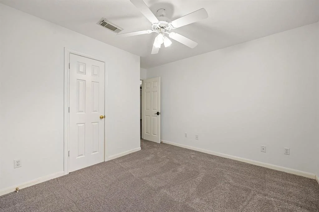 Photo of 523 Pinewood Drive