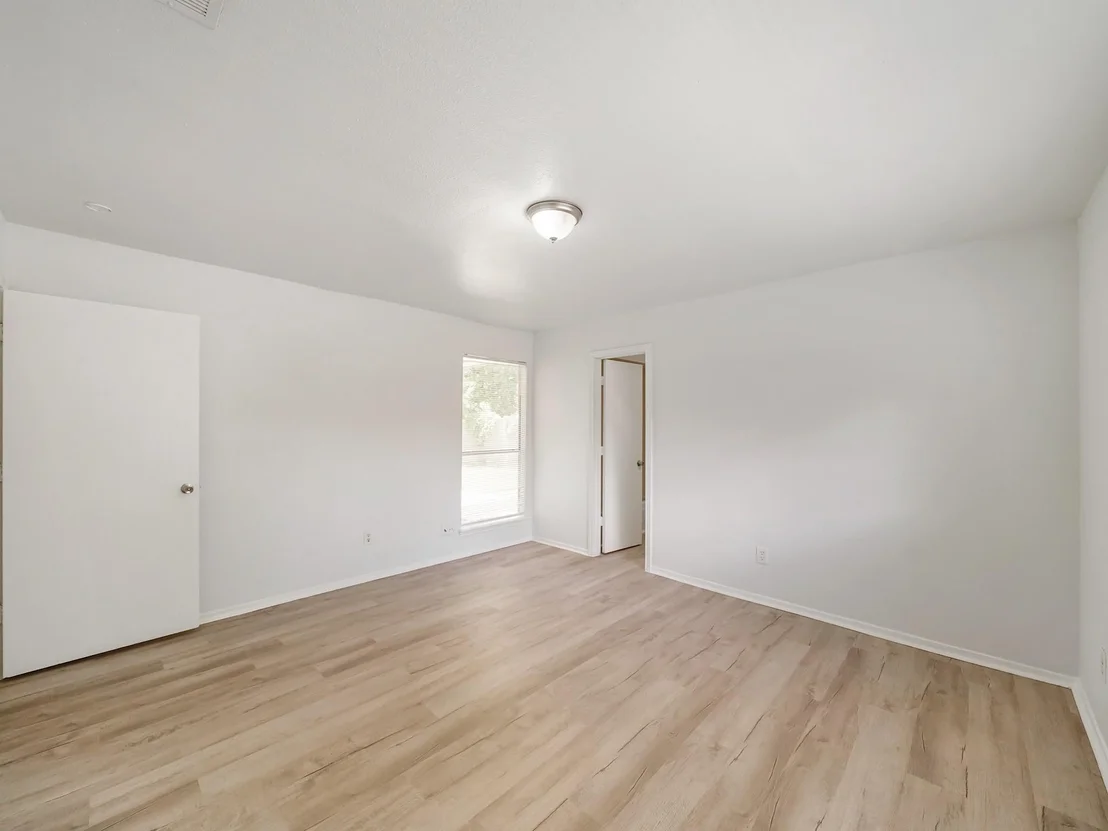 Photo of 8743 Yvonne Drive