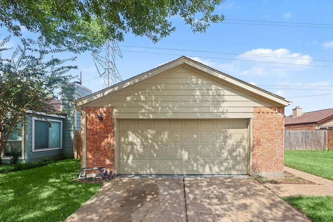 Photo of 3903 Mountain Rose Lane