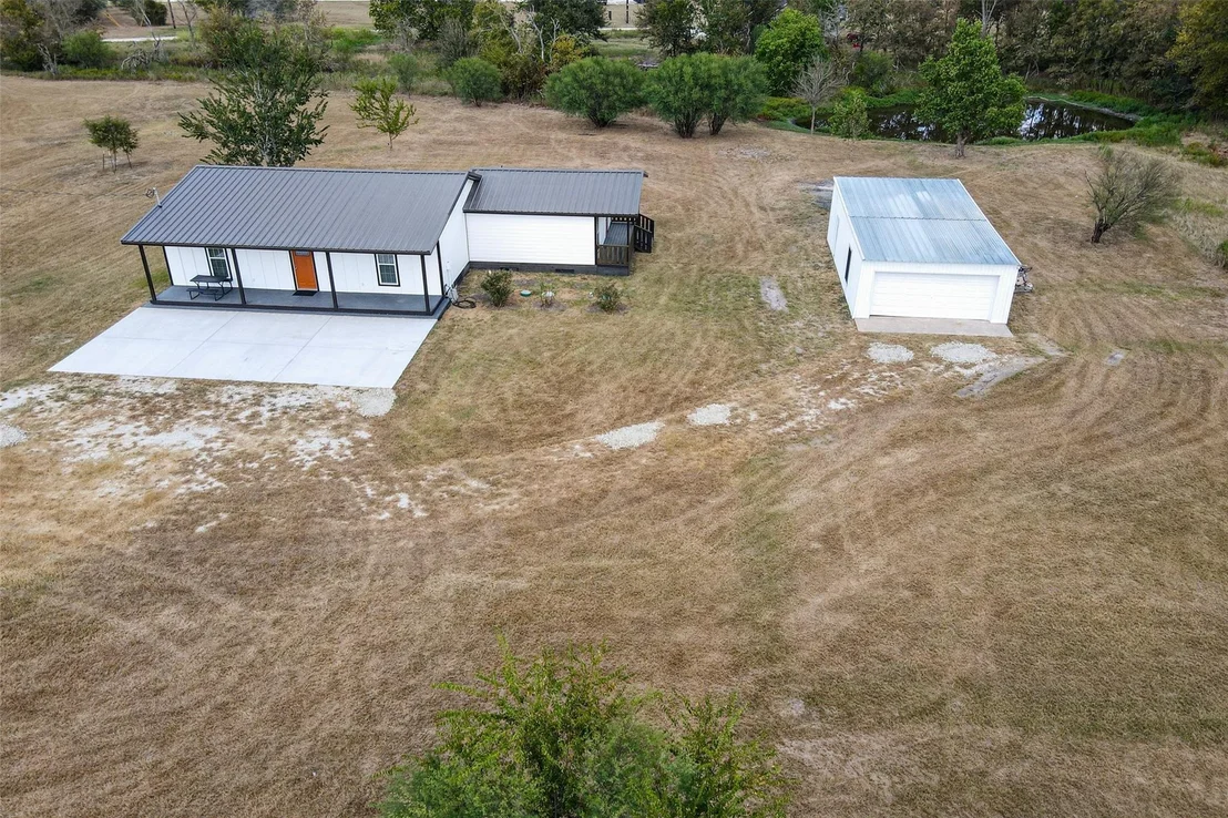 Photo of 21113 Harrison Drive