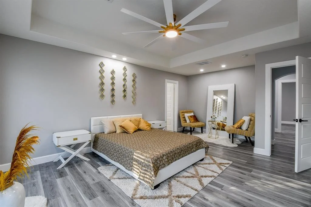 Photo of 15822 Land View Drive