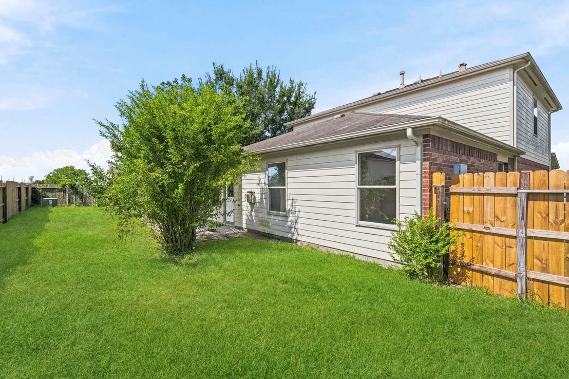 Photo of 2506 Knoll Shadows Lane