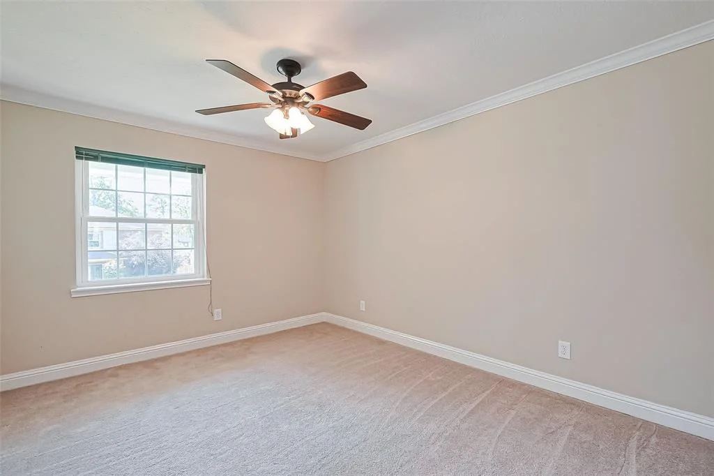 Photo of 565 Landfall Lane