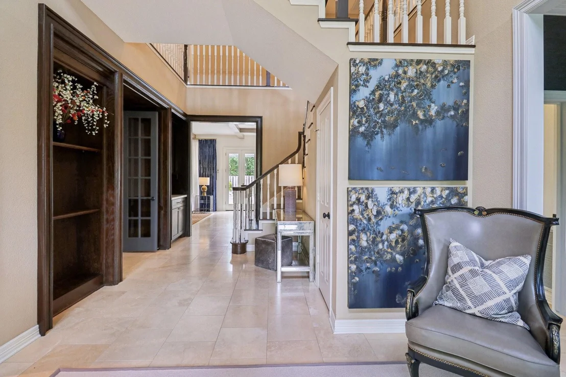 Photo of 18 Woodmere Place