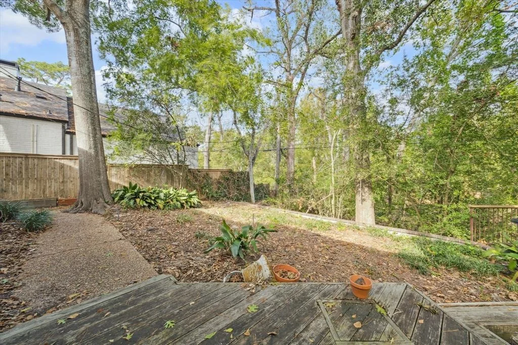 Photo of 10034 Briar Drive
