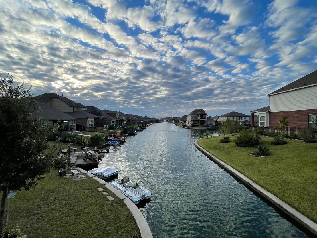 Photo of 3747 Lake Bend Shore Drive