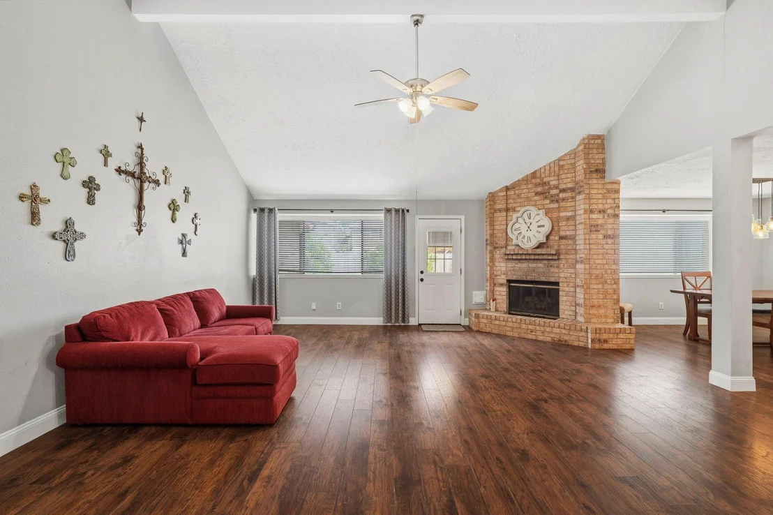 Photo of 2437 Willow Bend Drive