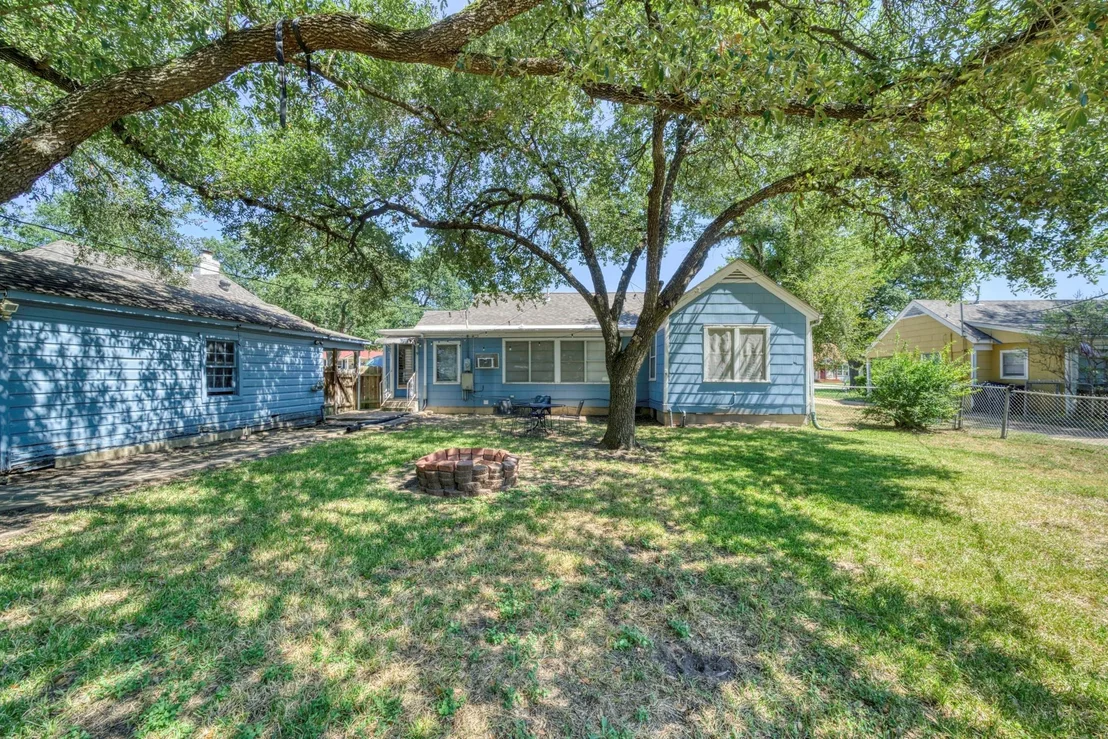Photo of 1004 Milner