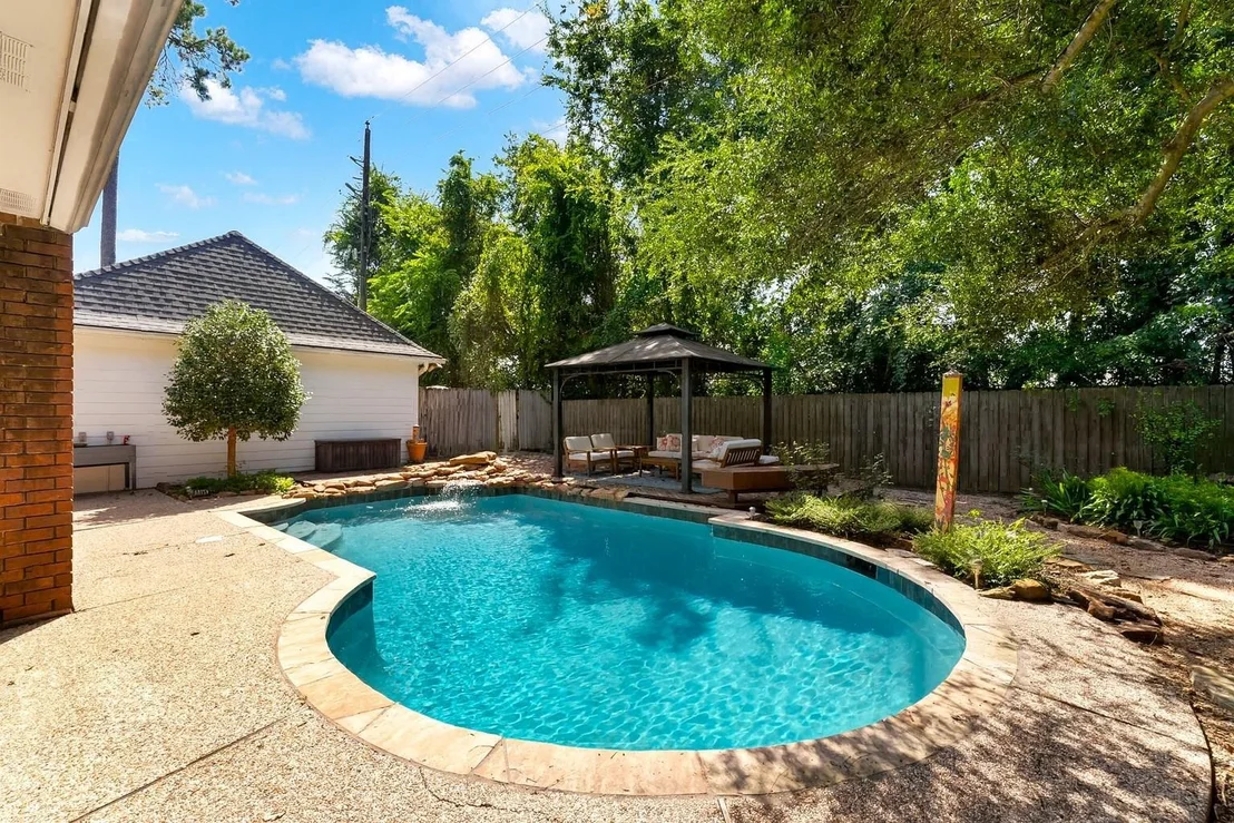 Photo of 6107 Sandypine Drive