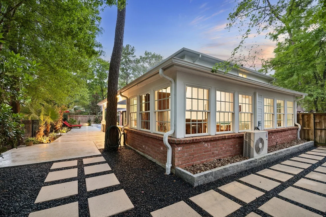 Photo of 10 Starviolet Street