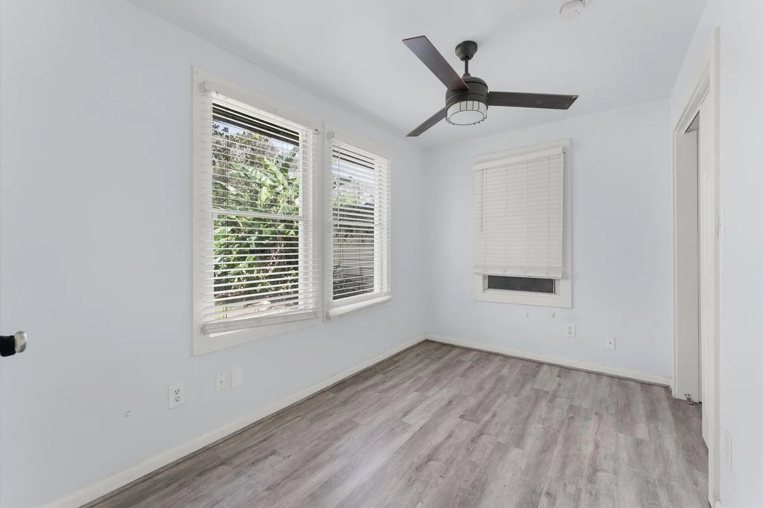 Photo of 6714 Schuller Road
