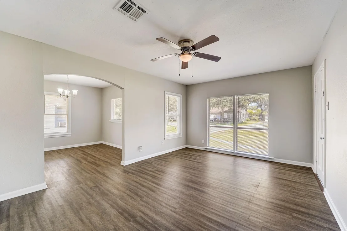 Photo of 1420 Foreman Street
