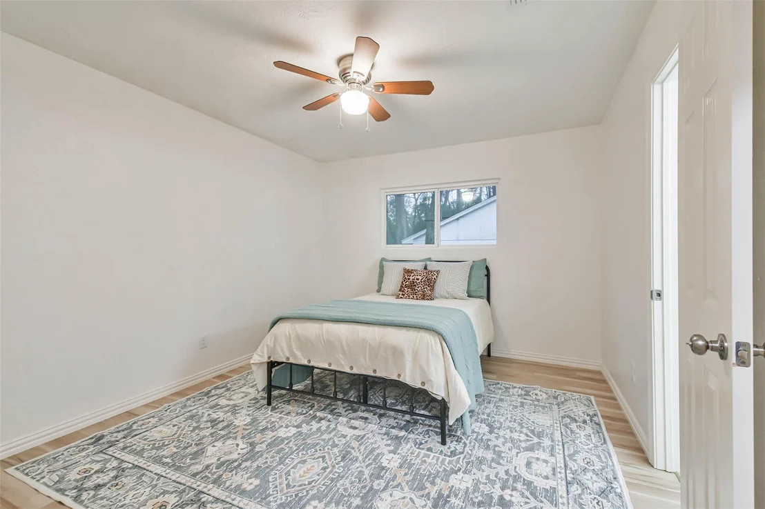 Photo of 105 E Wavy Oak Circle