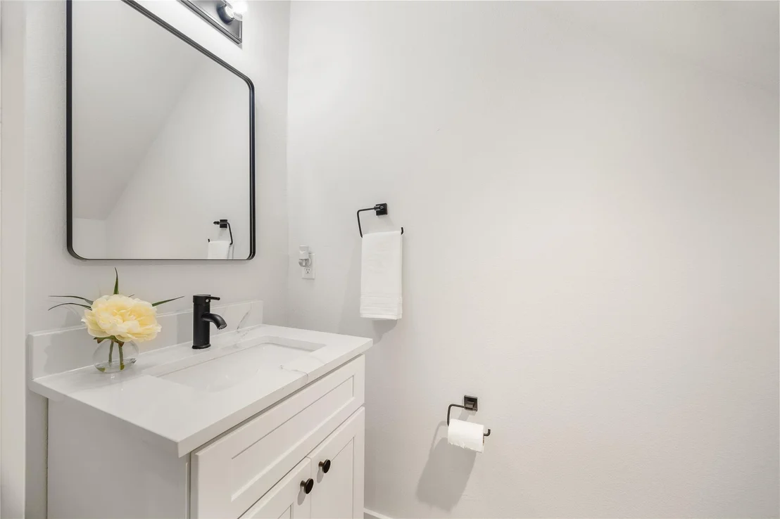 Photo of 11619 Waldemar Drive